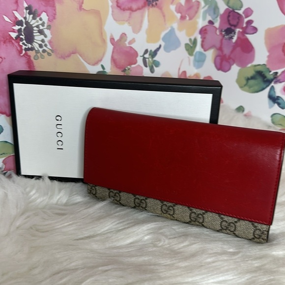 💯Authentic Gucci Long Wallet 🍀 - Picture 17 of 17